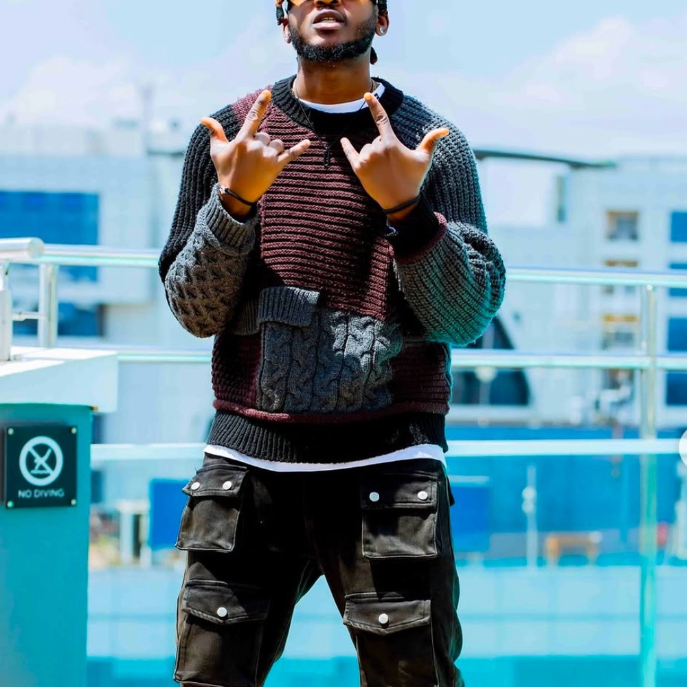 Zara Oversized Patchwork 3D Boyfriend Pullover Sw… - image 16